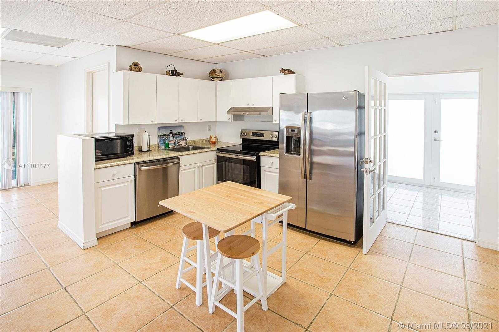 Small Image of 601 CUDA LN, Key Largo Number 23