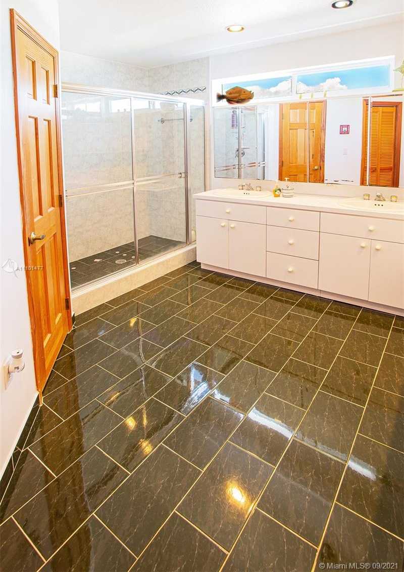 Small Image of 601 CUDA LN, Key Largo Number 48