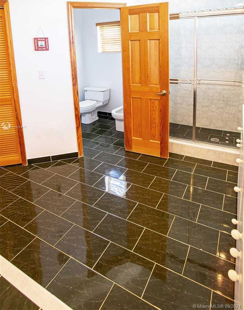 Small Image of 601 CUDA LN, Key Largo Number 49