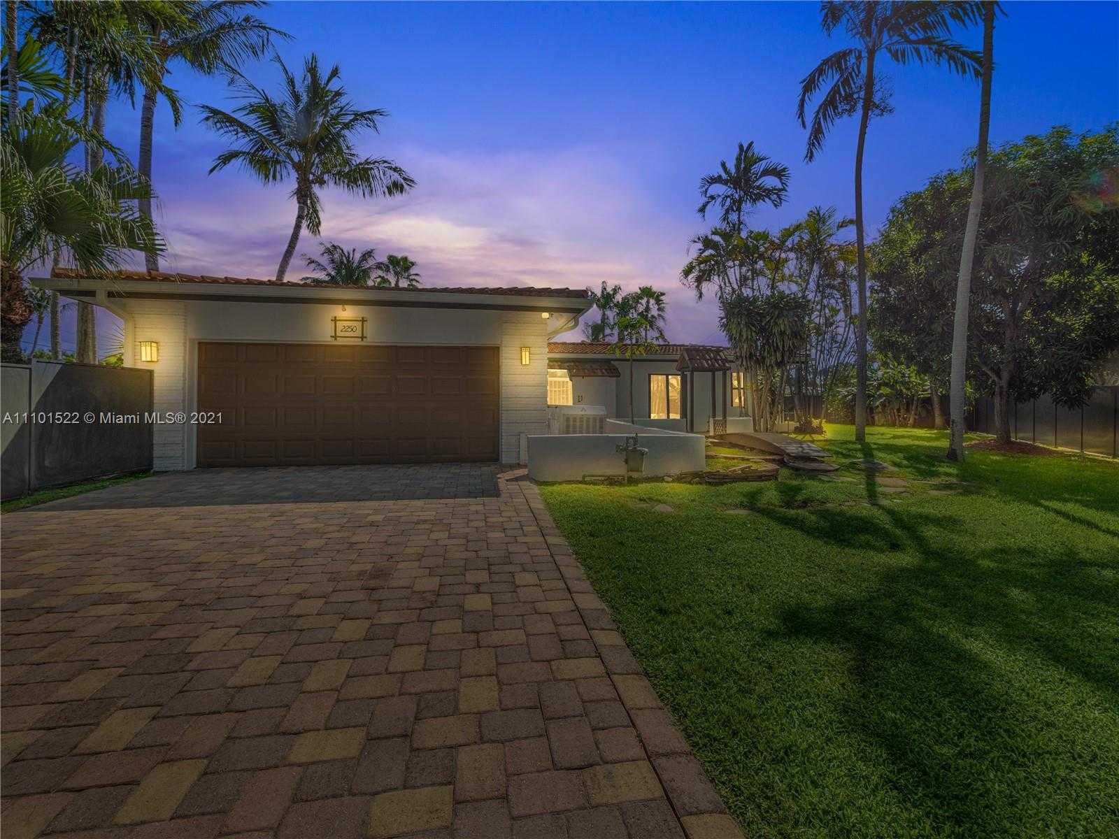 Small Image of 2250 KEYSTONE BLVD, North Miami Number 19