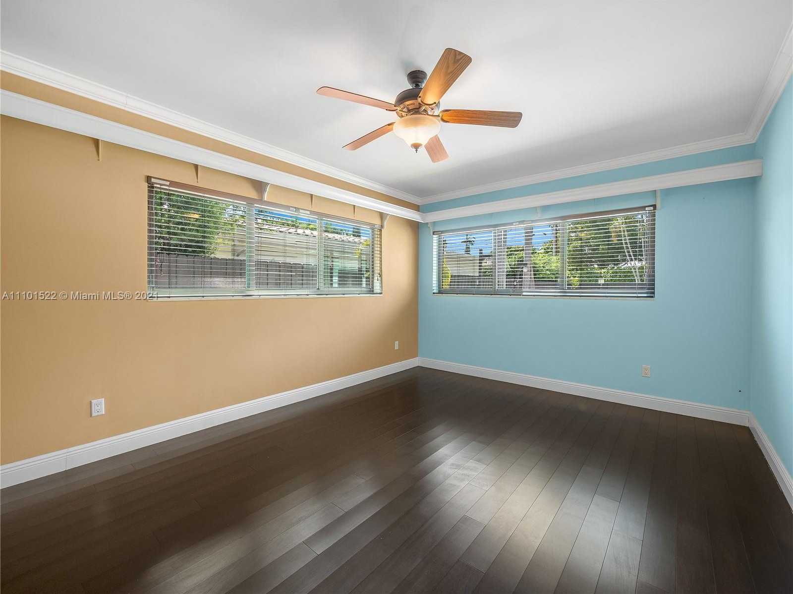 Small Image of 2250 KEYSTONE BLVD, North Miami Number 24