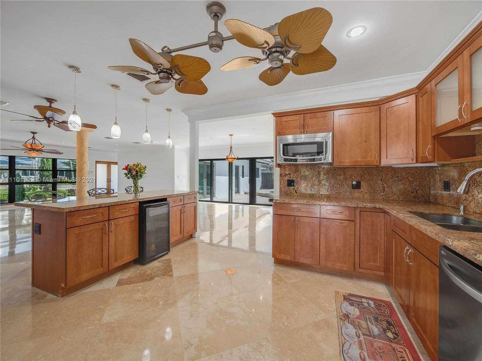 Small Image of 2250 KEYSTONE BLVD, North Miami Number 29