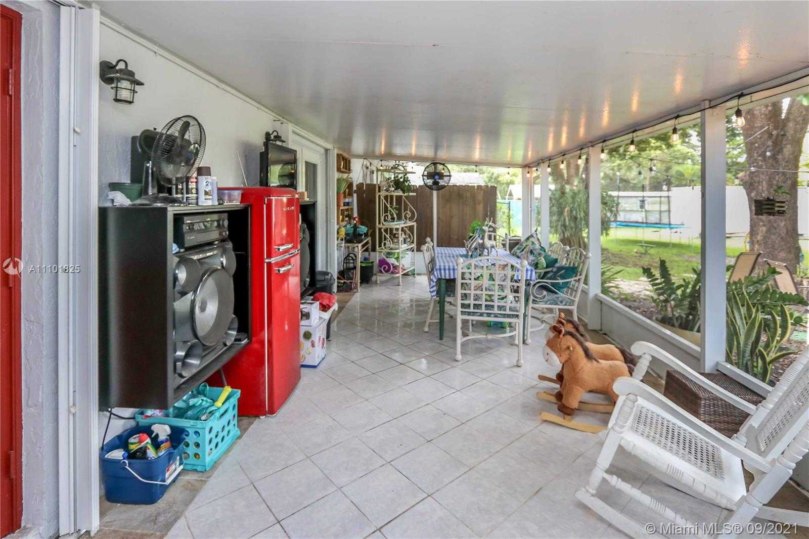 Small Image of 4931 SOUTH WEST 188TH AVE, Southwest Ranches Number 17