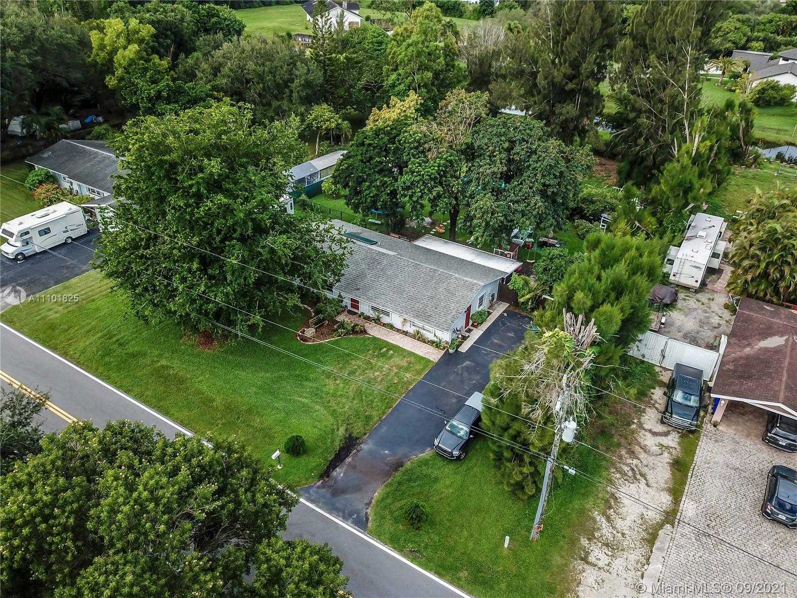 Small Image of 4931 SOUTH WEST 188TH AVE, Southwest Ranches Number 29