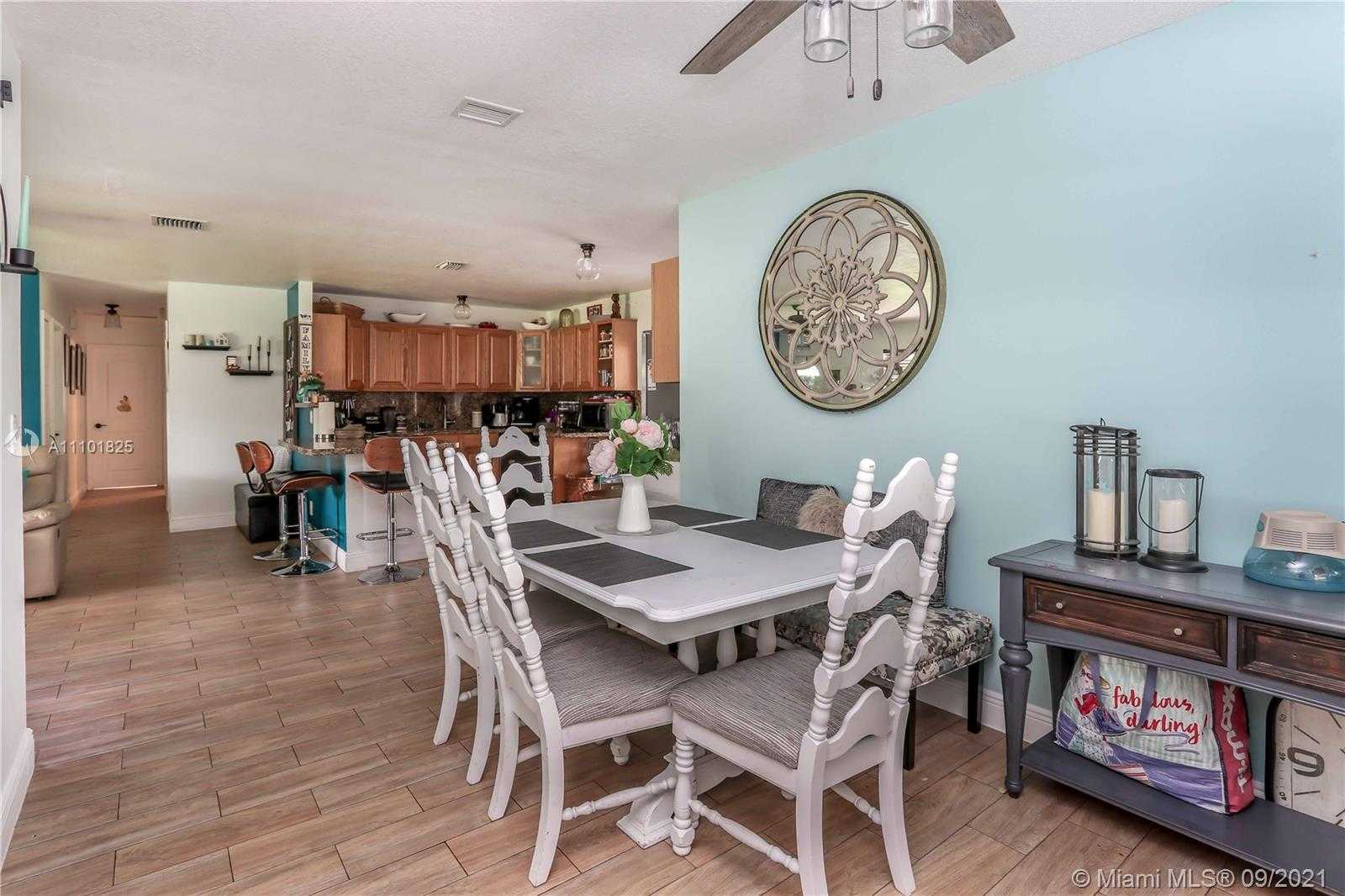 Small Image of 4931 SOUTH WEST 188TH AVE, Southwest Ranches Number 6