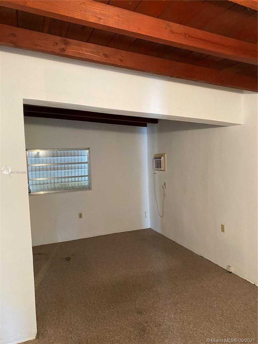 Small Image of 4400 SOUTH WEST 97TH AVE, Miami Number 14
