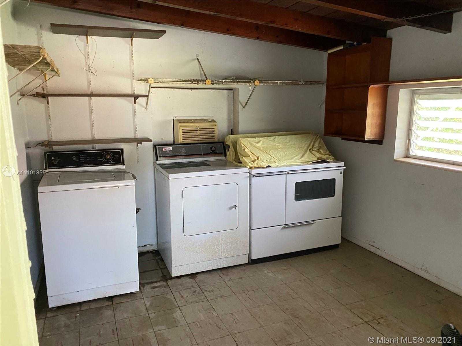 Small Image of 4400 SOUTH WEST 97TH AVE, Miami Number 16