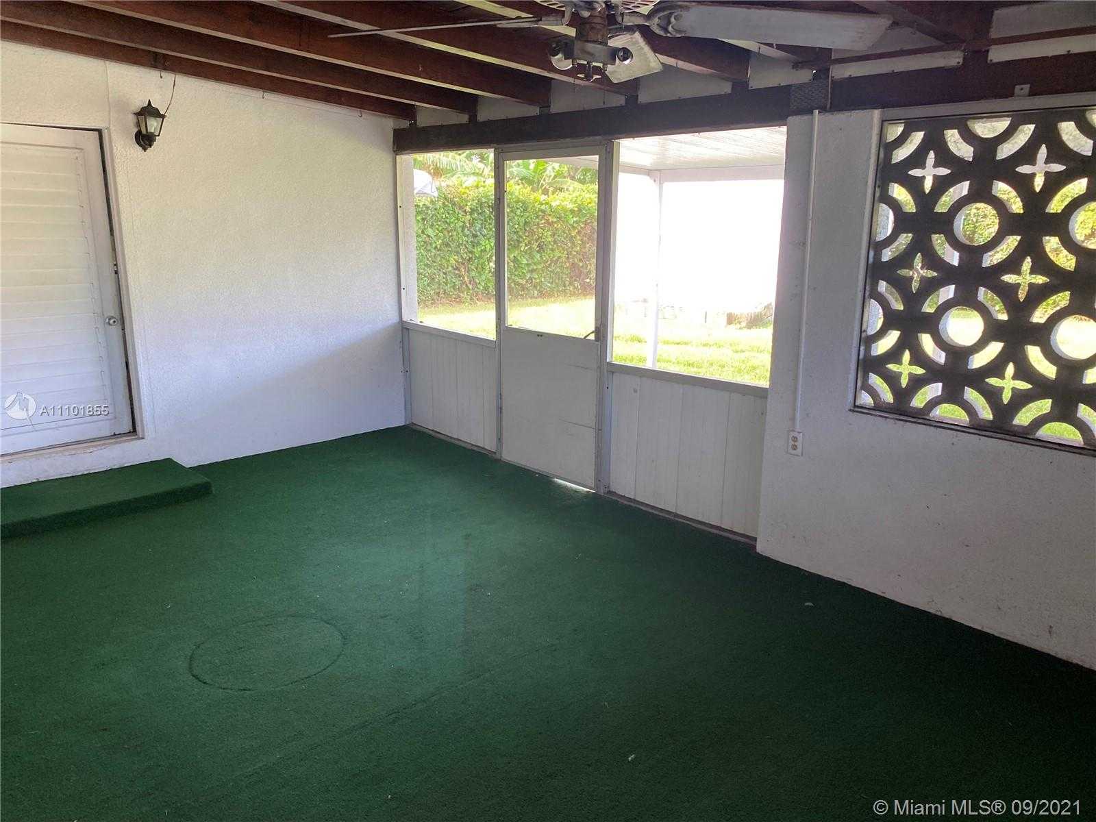 Small Image of 4400 SOUTH WEST 97TH AVE, Miami Number 17