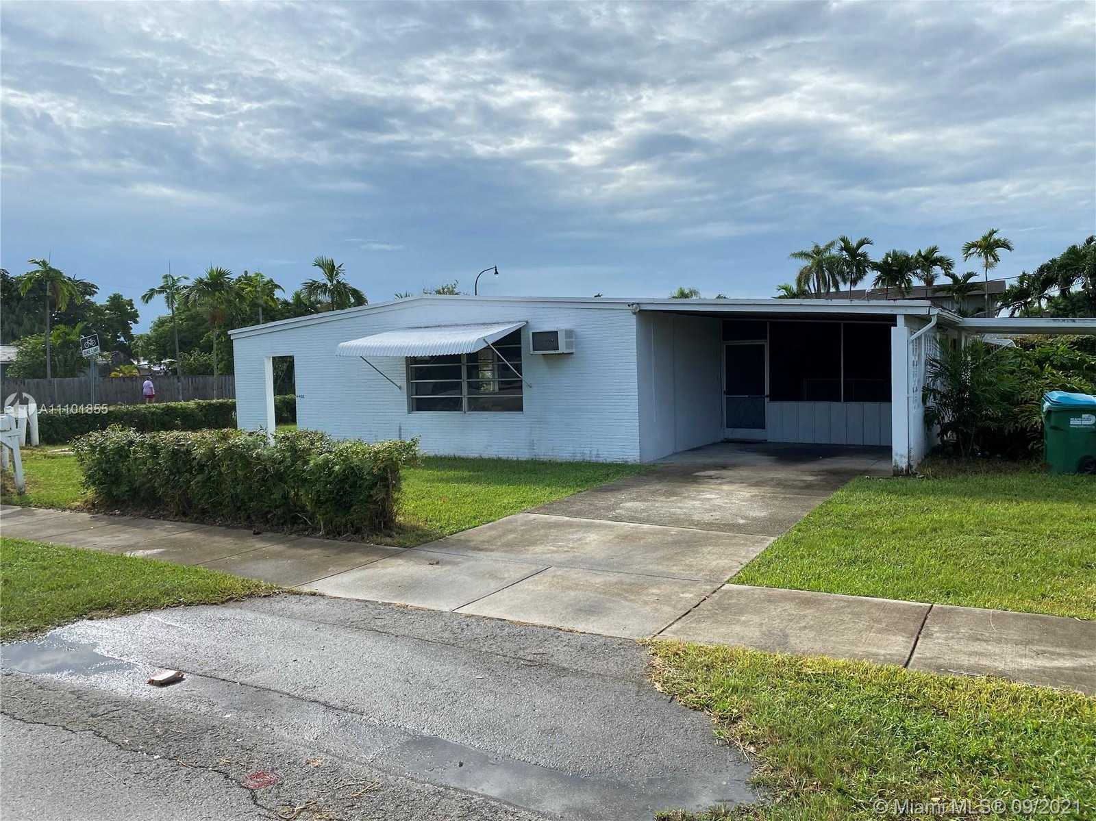 Small Image of 4400 SOUTH WEST 97TH AVE, Miami Number 5