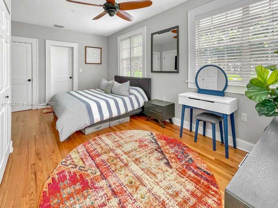Small Image of 1212 SAN MIGUEL AVE, Coral Gables Number 16
