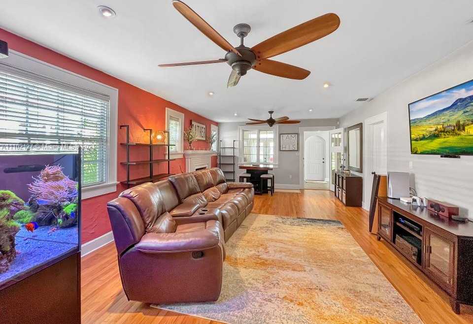 Small Image of 1212 SAN MIGUEL AVE, Coral Gables Number 26