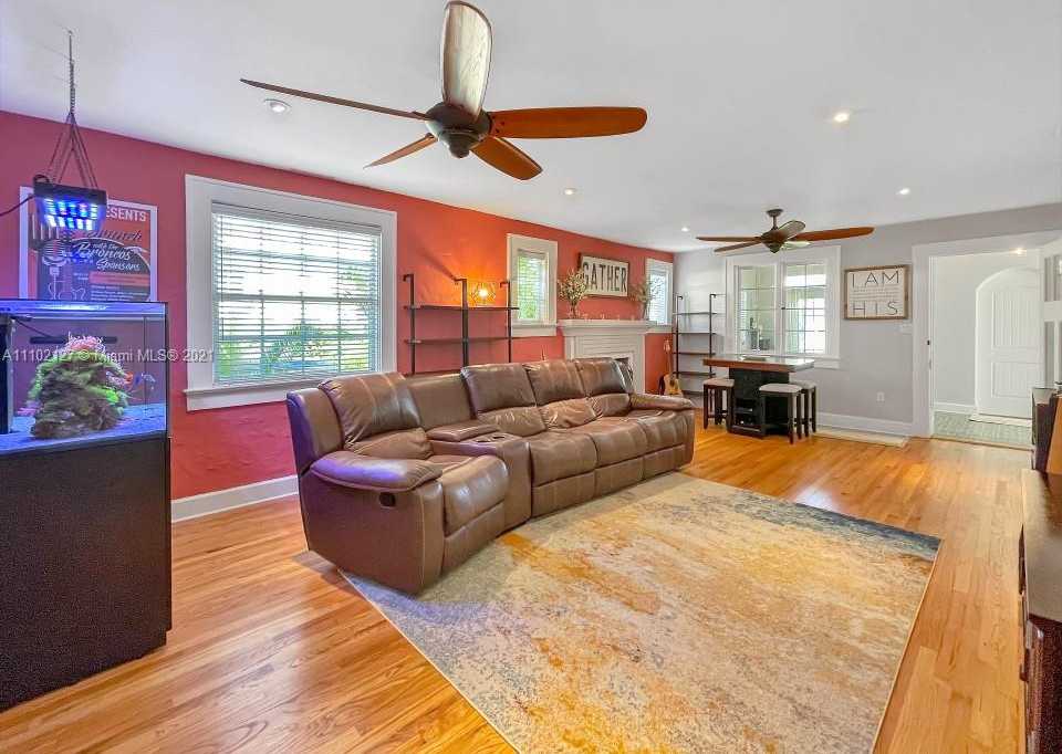 Small Image of 1212 SAN MIGUEL AVE, Coral Gables Number 27