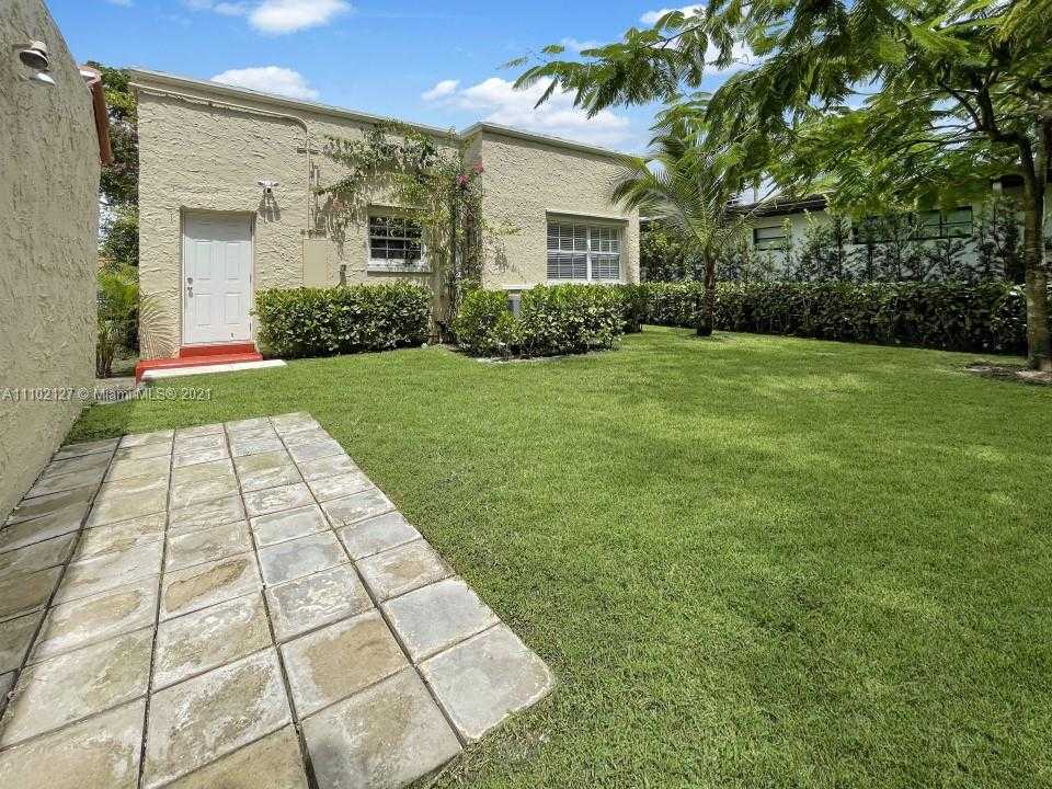 Small Image of 1212 SAN MIGUEL AVE, Coral Gables Number 4