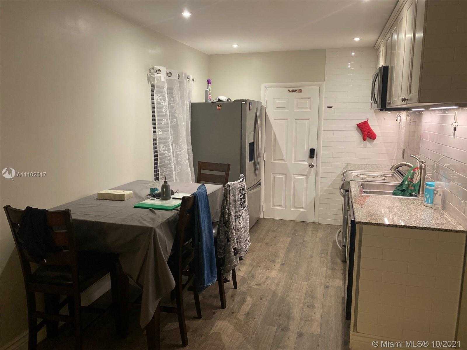 Small Image of 2309 VAN BUREN ST, Hollywood Number 6