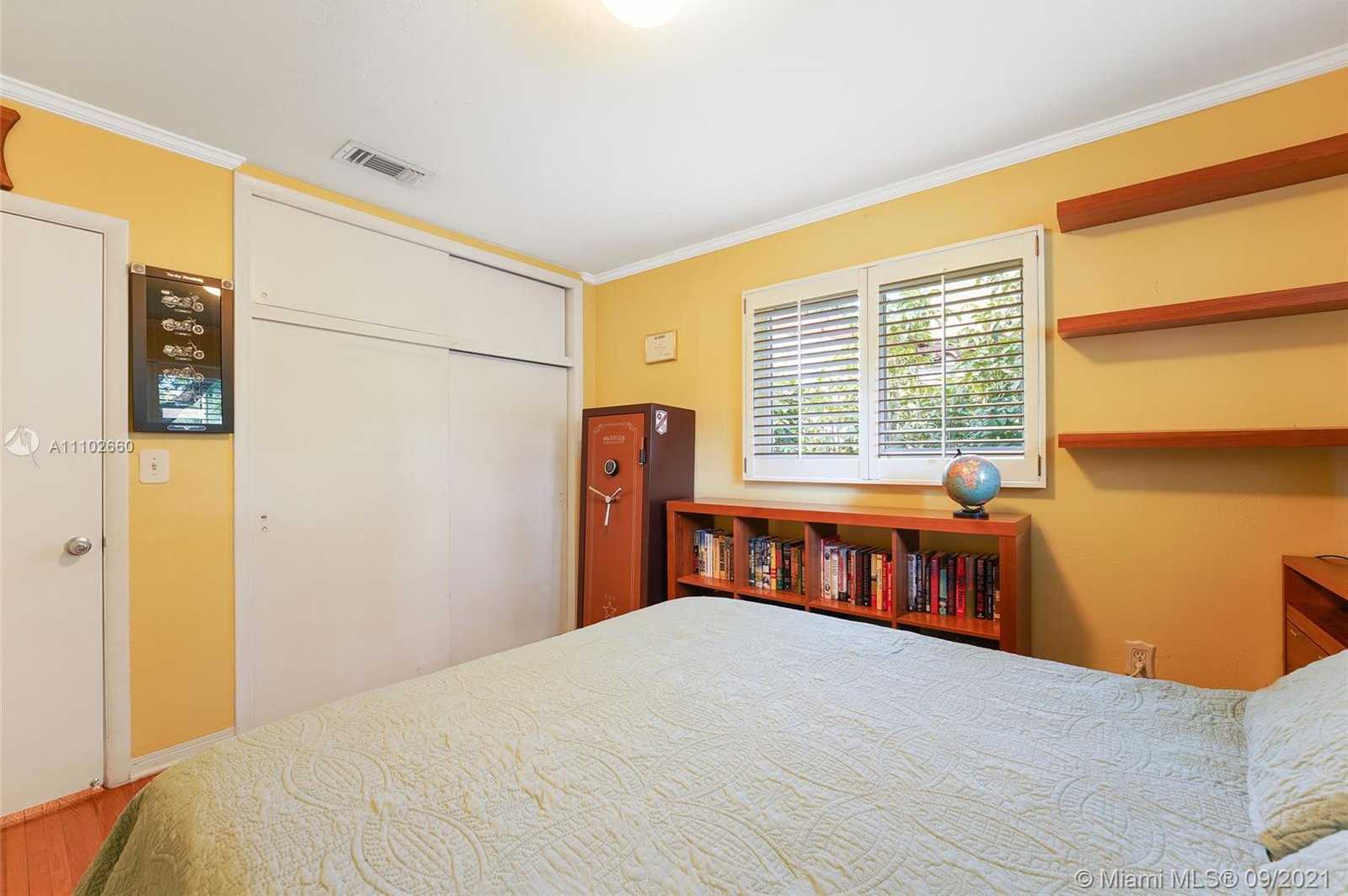 Small Image of 1429 MESSINA AVE, Coral Gables Number 20