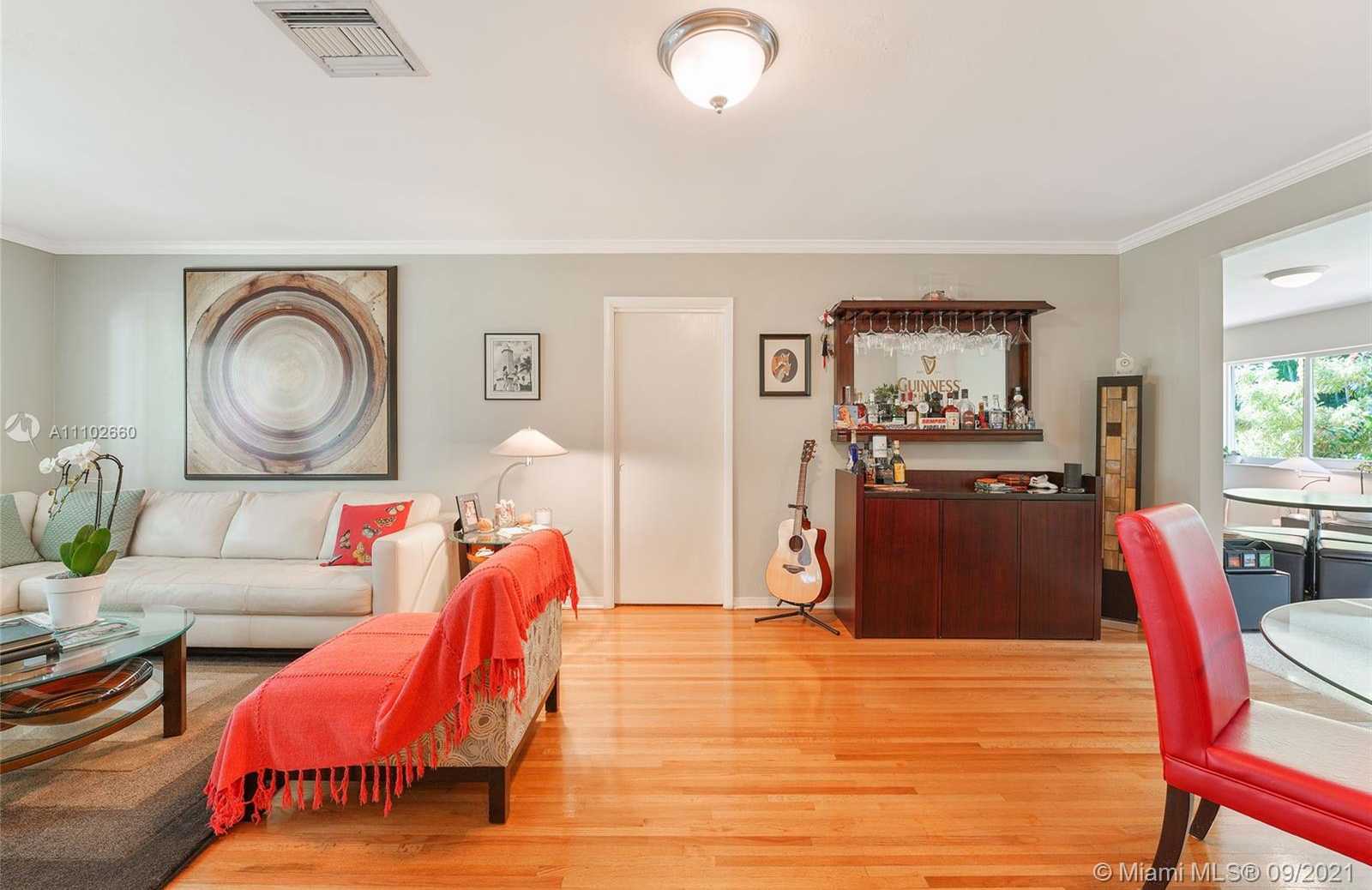 Small Image of 1429 MESSINA AVE, Coral Gables Number 6