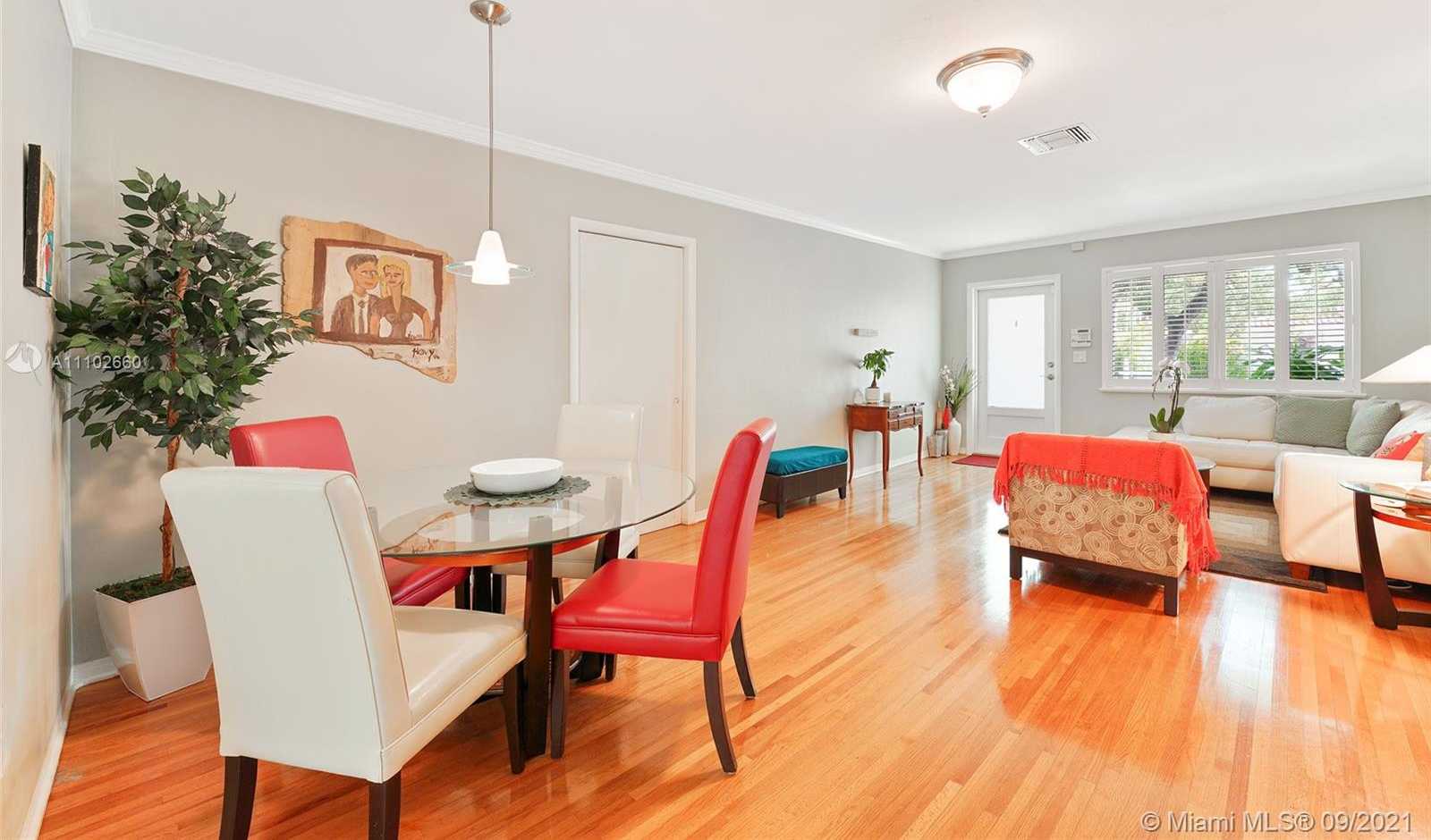 Small Image of 1429 MESSINA AVE, Coral Gables Number 8