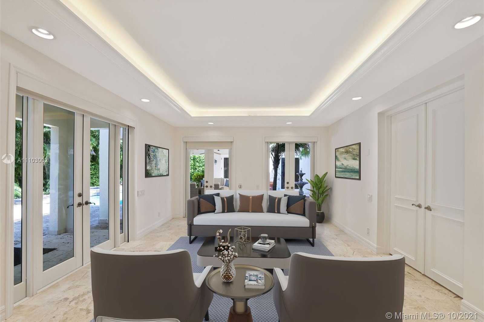 Small Image of 7260 ERWIN ROAD, Miami Number 2