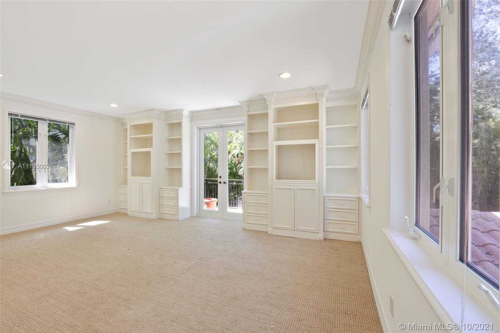 Small Image of 7260 ERWIN ROAD, Miami Number 24