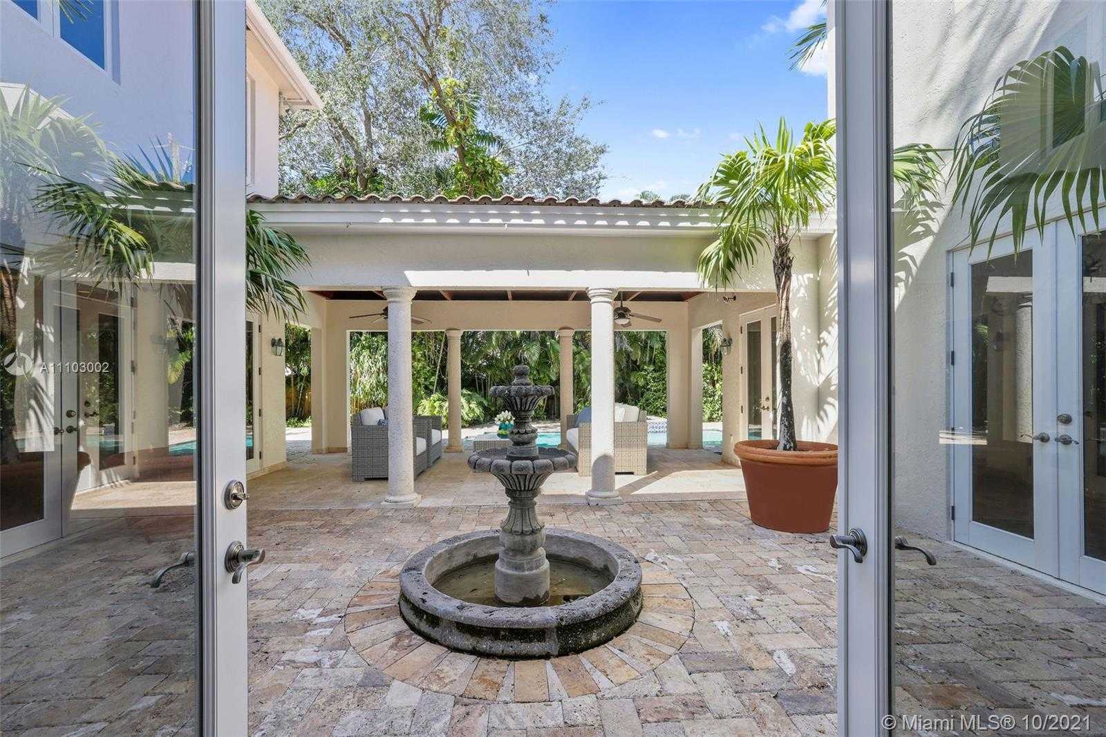 Small Image of 7260 ERWIN ROAD, Miami Number 7