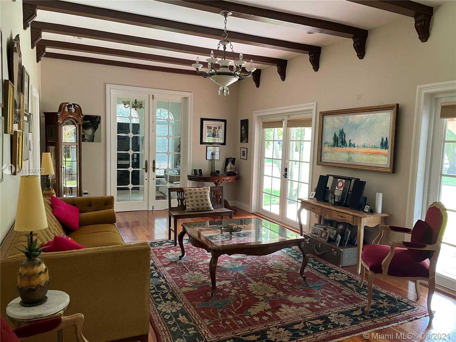 Small Image of 1043 OBISPO AVE, Coral Gables Number 7