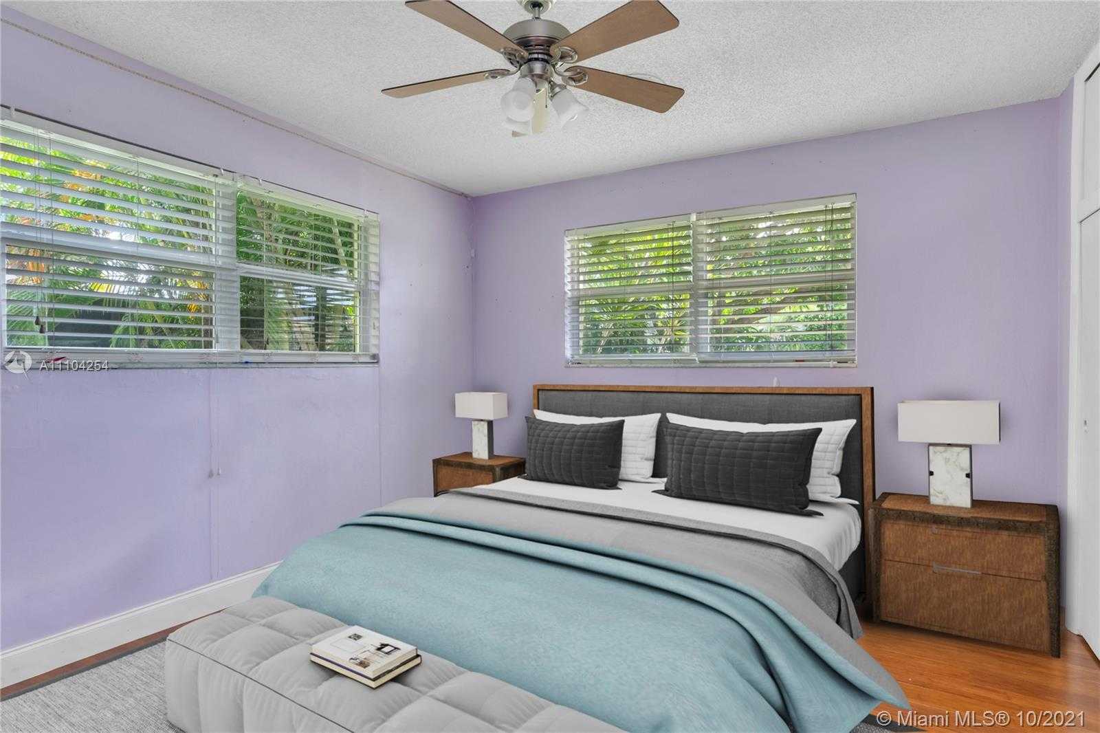 Small Image of 1029 WASHINGTON ST, Hollywood Number 18