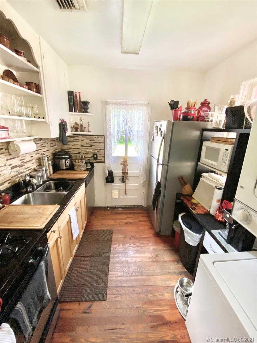 Small Image of 1836 SCOTT ST, Hollywood Number 10