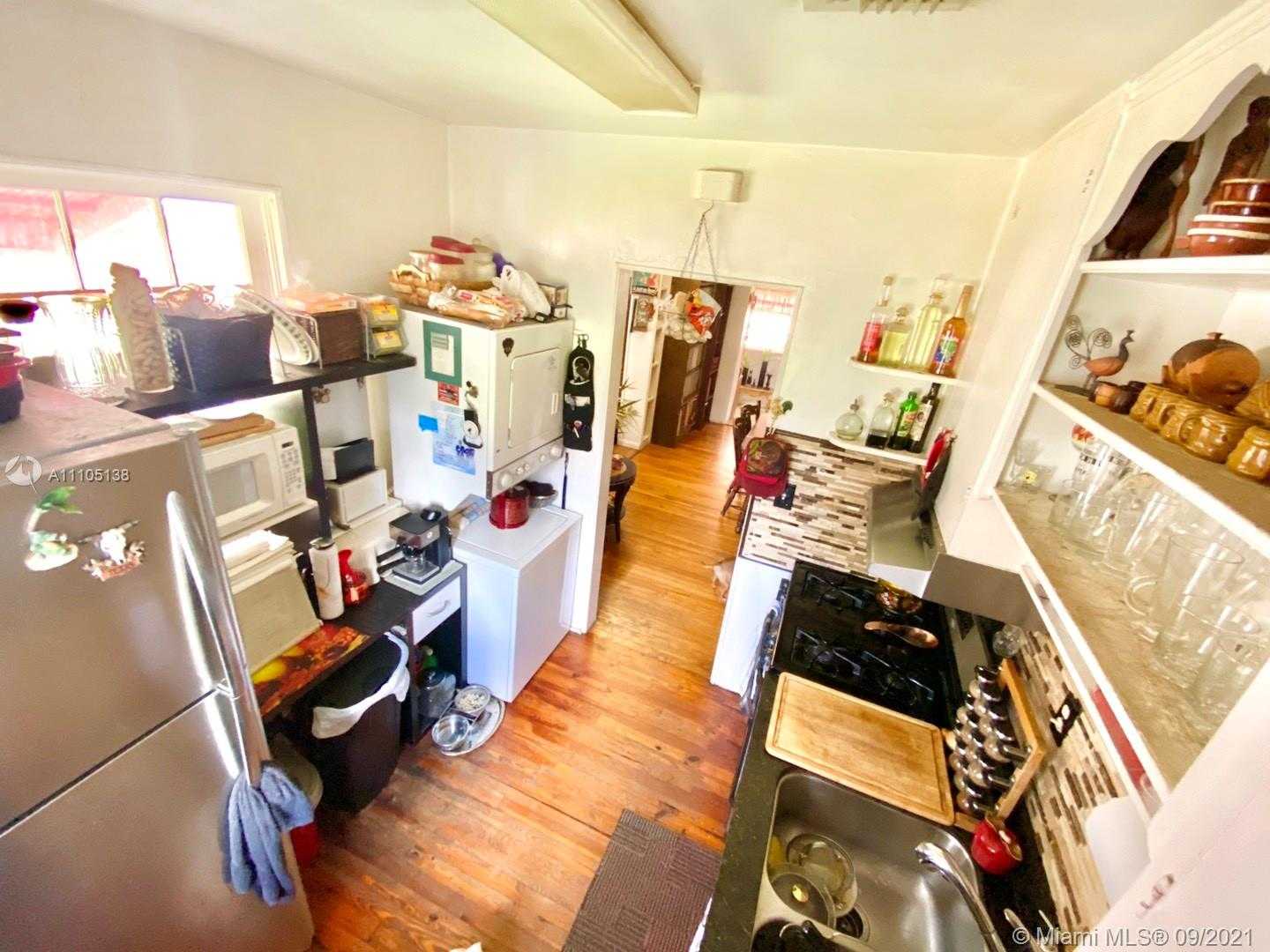 Small Image of 1836 SCOTT ST, Hollywood Number 13