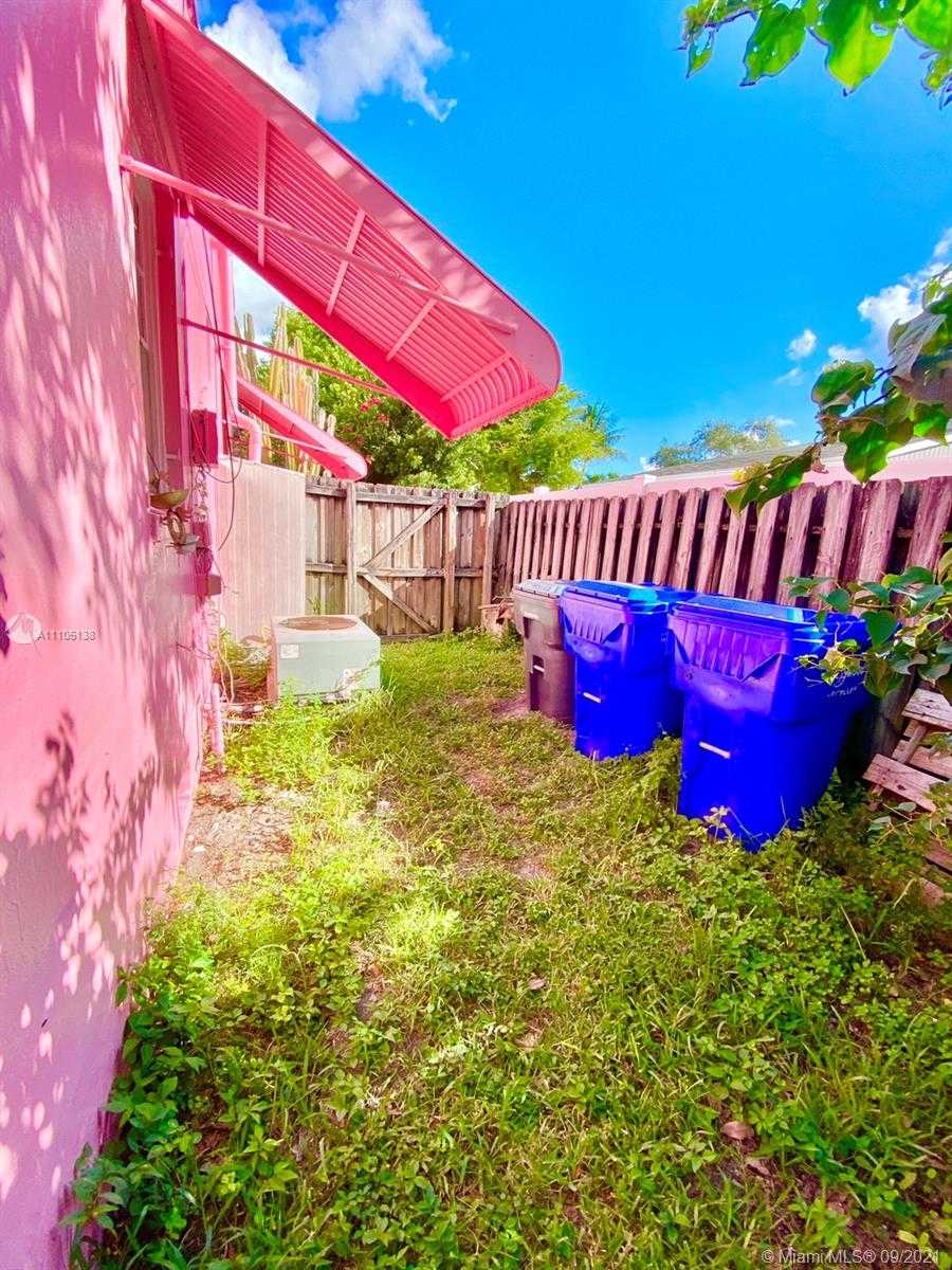Small Image of 1836 SCOTT ST, Hollywood Number 25