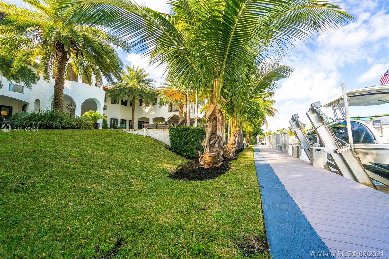 Small Image of 1201 NORTH EAST 83RD ST, Miami Number 24