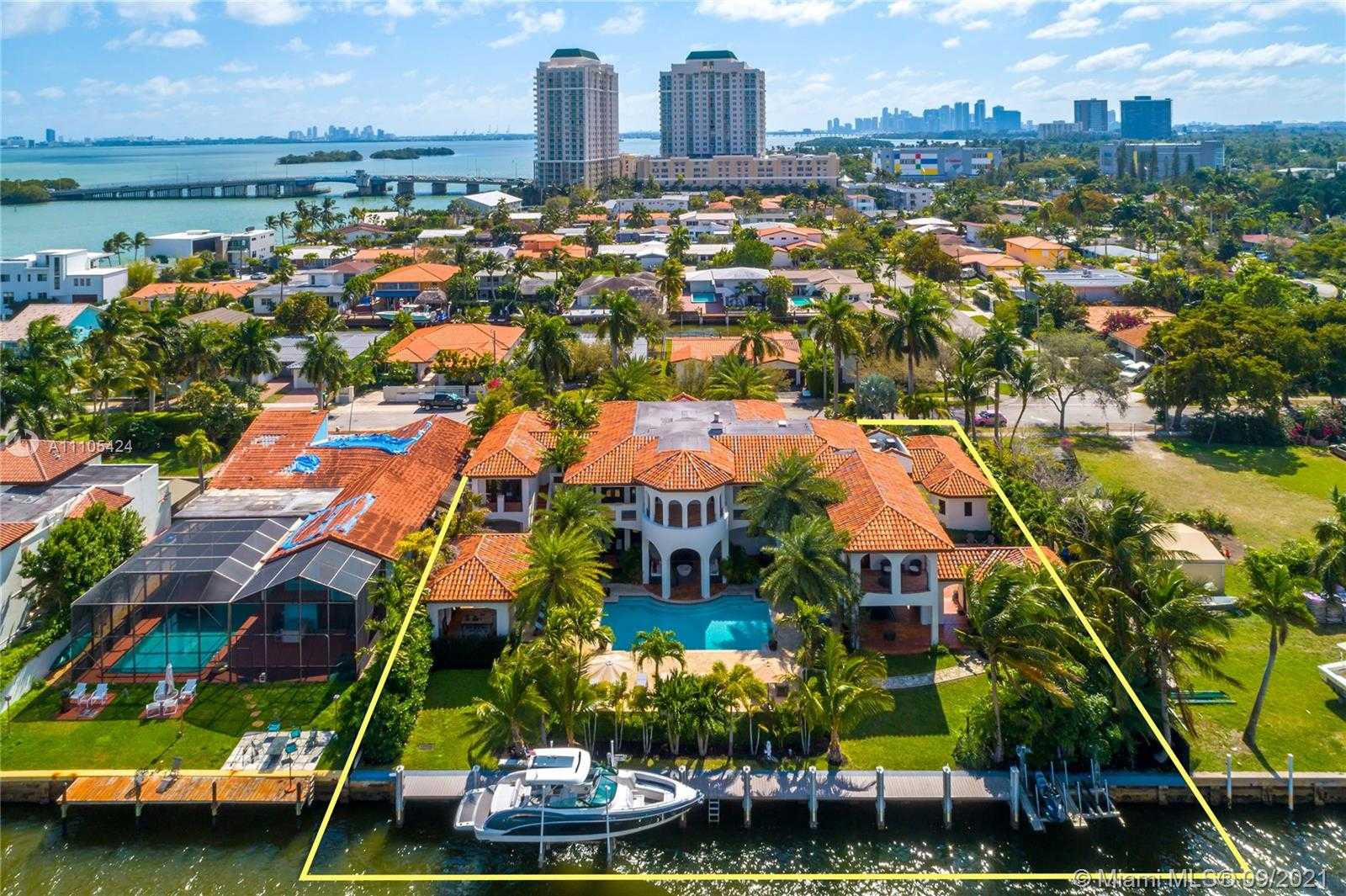 Small Image of 1201 NORTH EAST 83RD ST, Miami Number 3