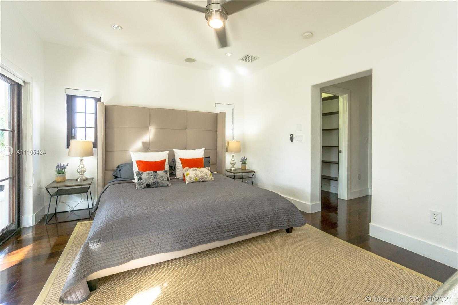 Small Image of 1201 NORTH EAST 83RD ST, Miami Number 33