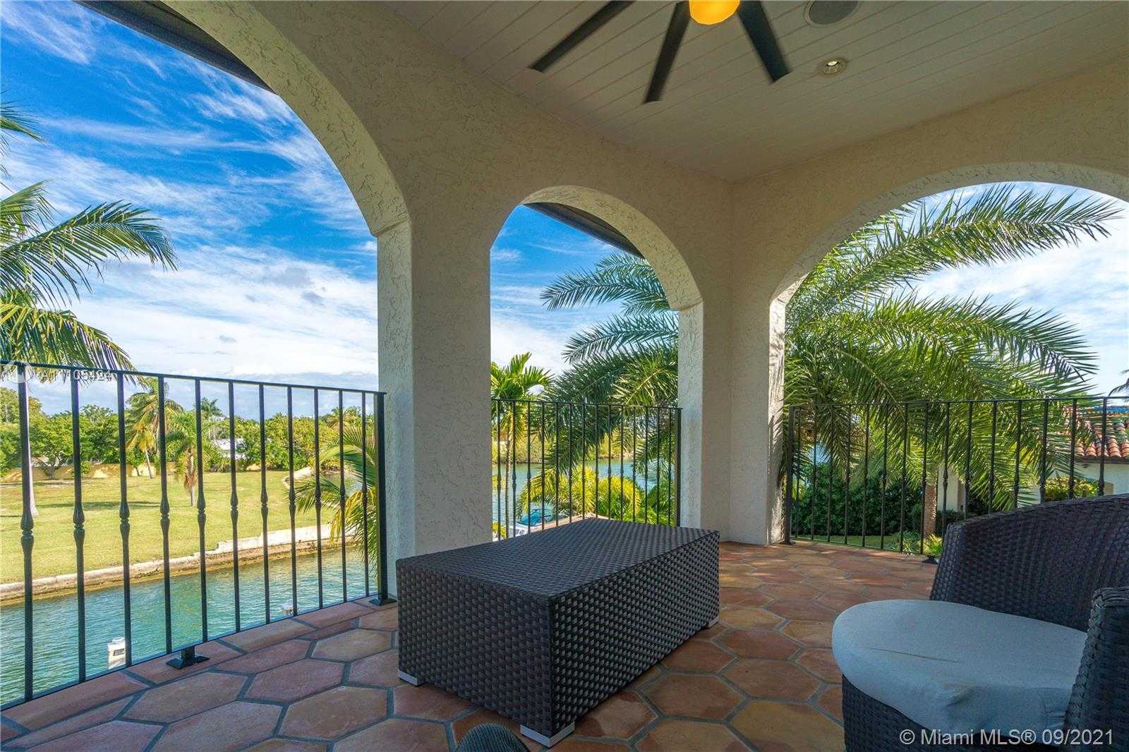 Small Image of 1201 NORTH EAST 83RD ST, Miami Number 38