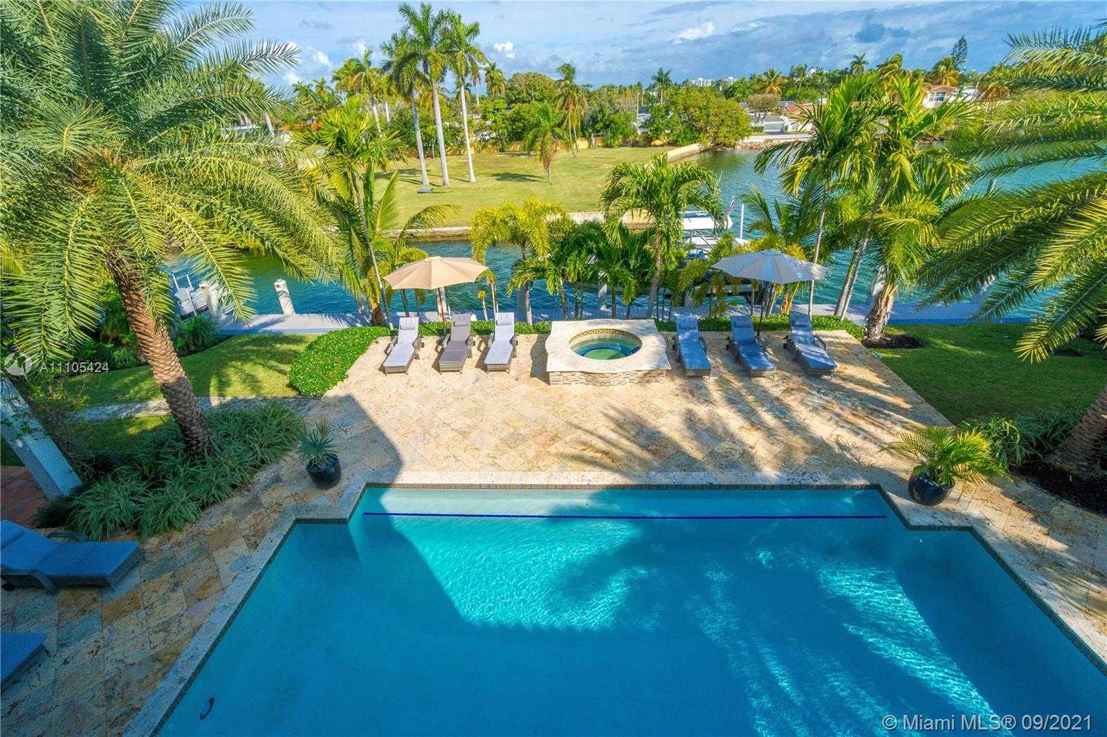 Small Image of 1201 NORTH EAST 83RD ST, Miami Number 40