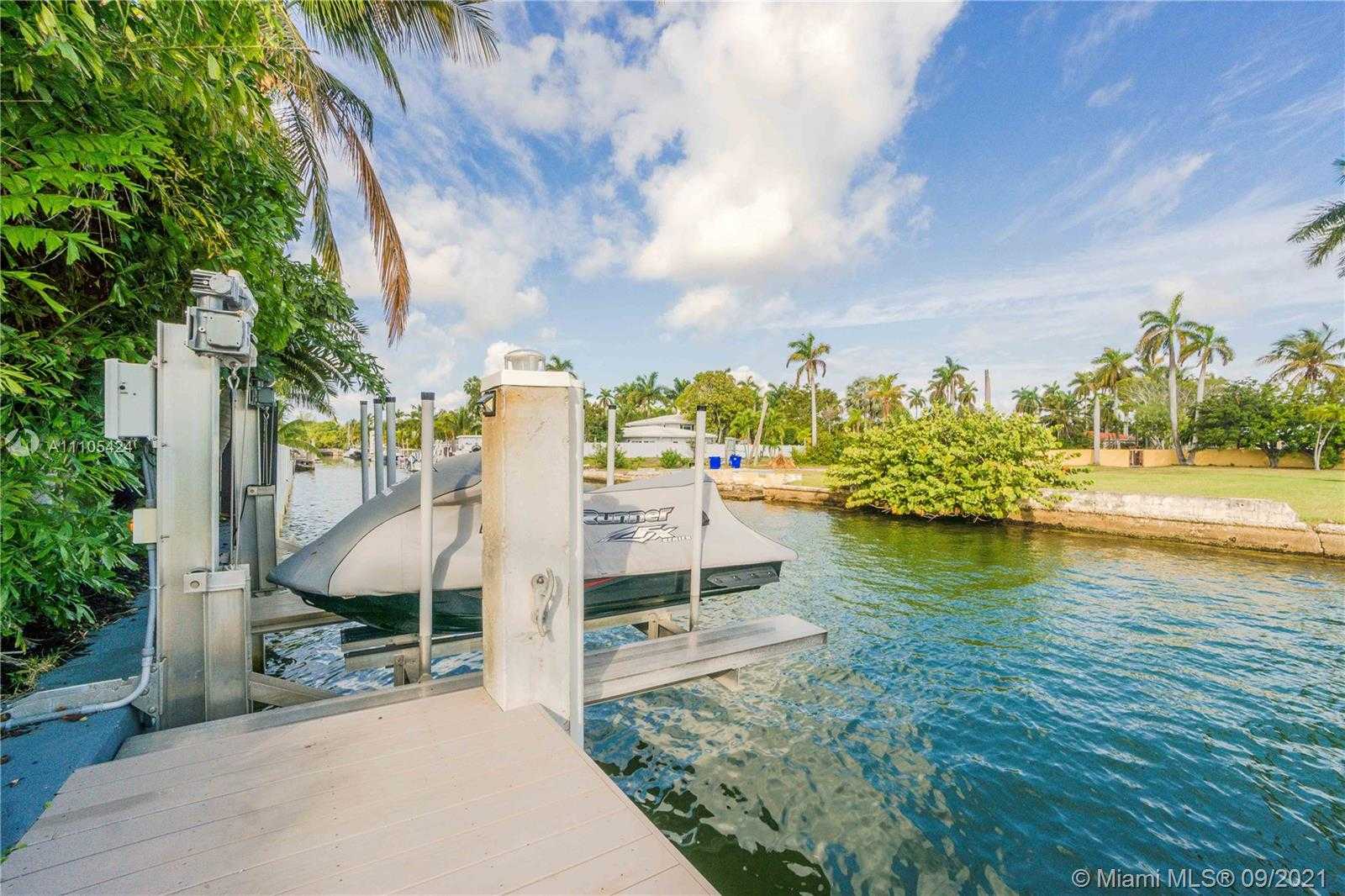 Small Image of 1201 NORTH EAST 83RD ST, Miami Number 53