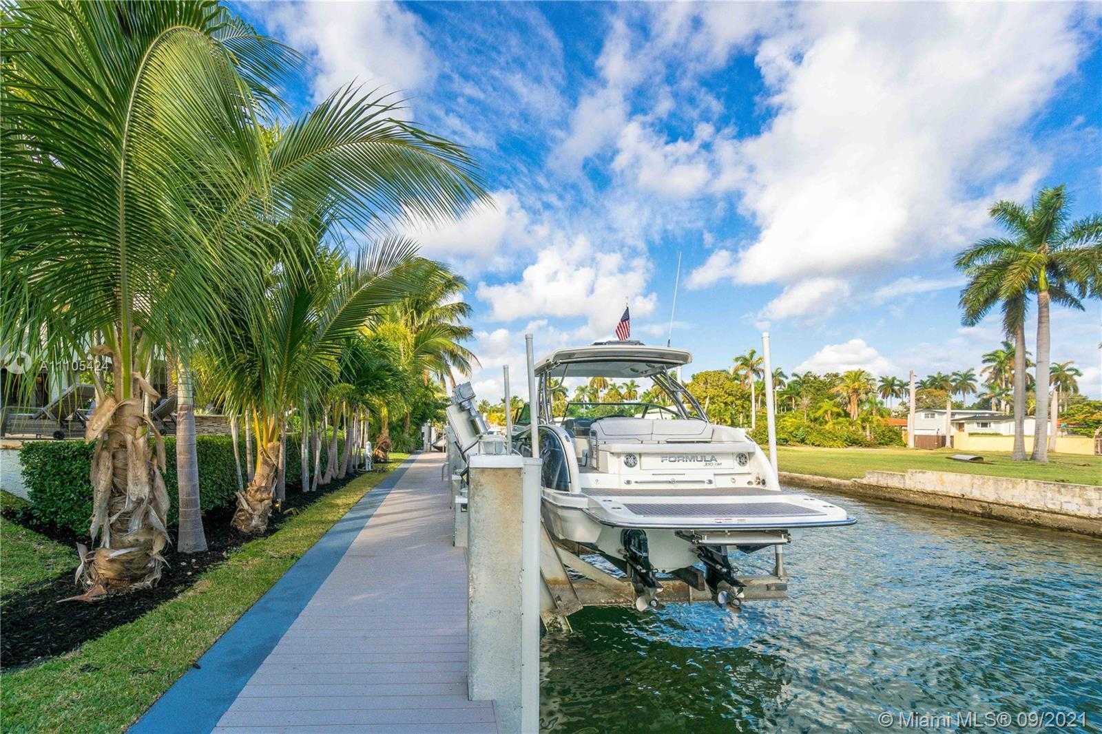 Small Image of 1201 NORTH EAST 83RD ST, Miami Number 56