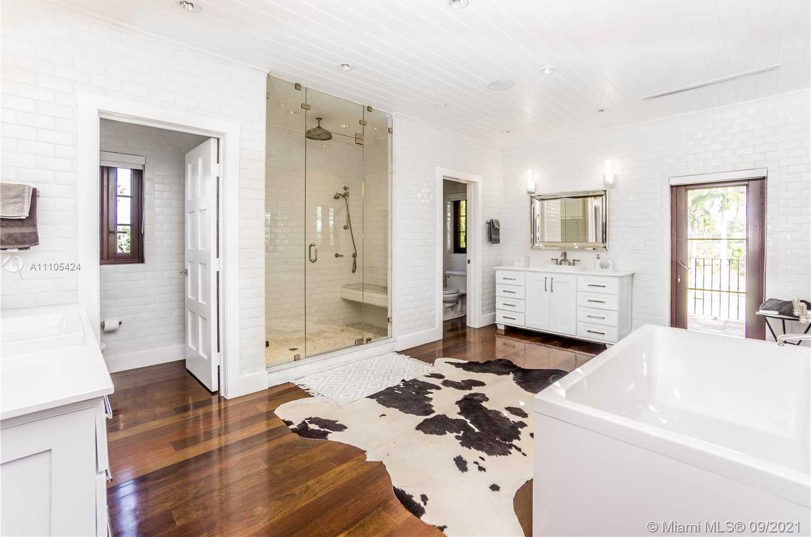 Small Image of 1201 NORTH EAST 83RD ST, Miami Number 63