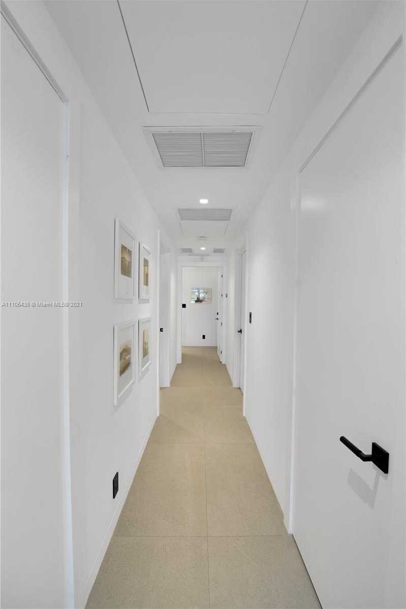 Small Image of 811 86TH ST, Miami Beach Number 14