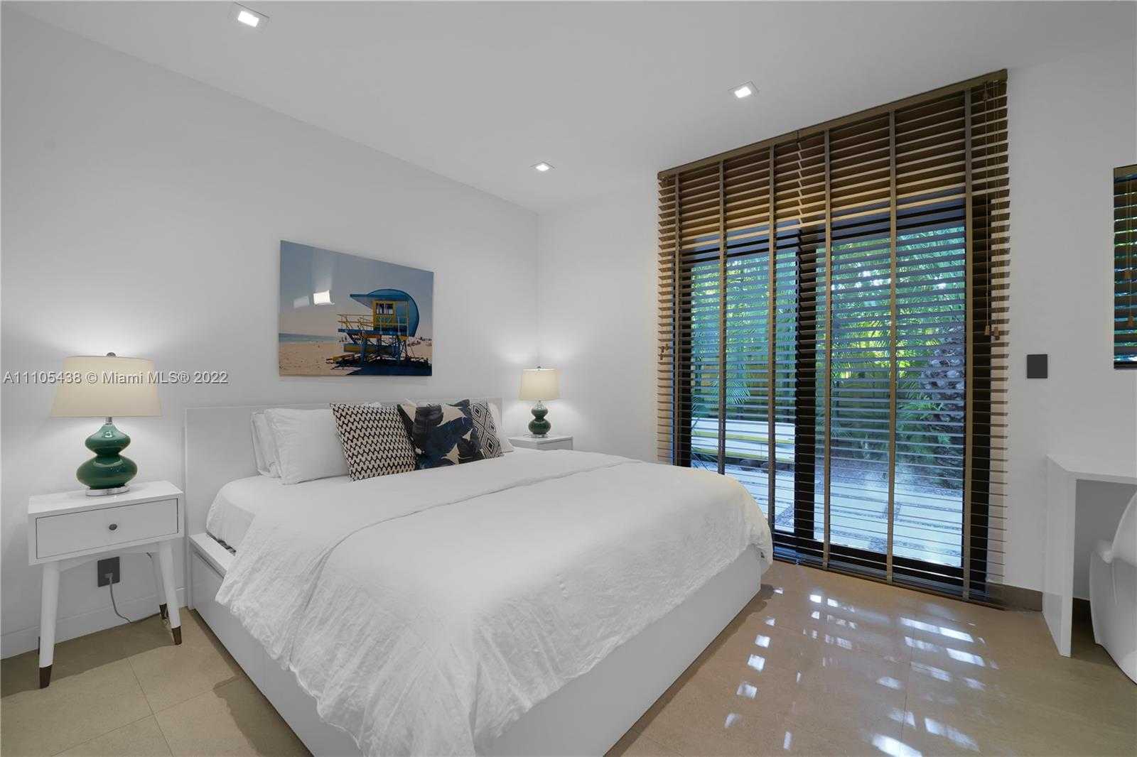 Small Image of 811 86TH ST, Miami Beach Number 17