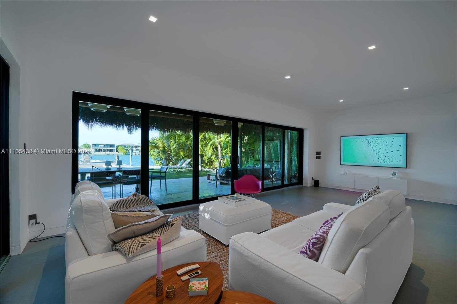 Small Image of 811 86TH ST, Miami Beach Number 5