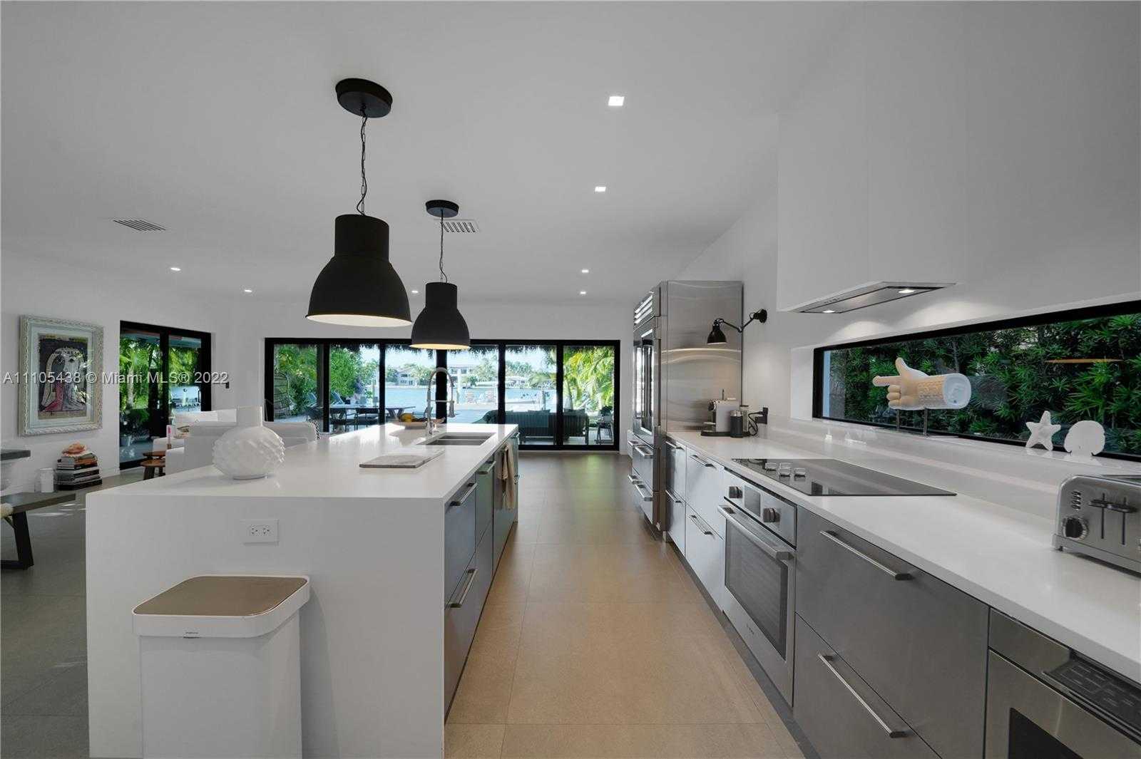 Small Image of 811 86TH ST, Miami Beach Number 6
