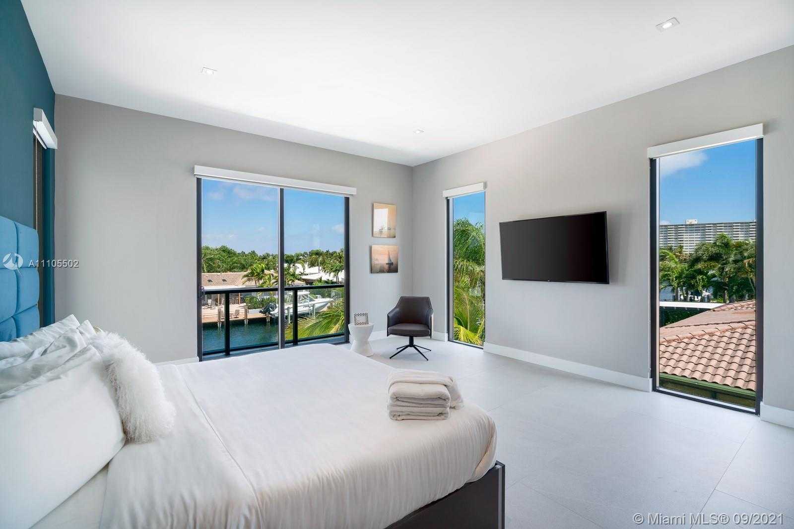 Small Image of 2817 NORTH EAST 35TH ST, Fort Lauderdale Number 28