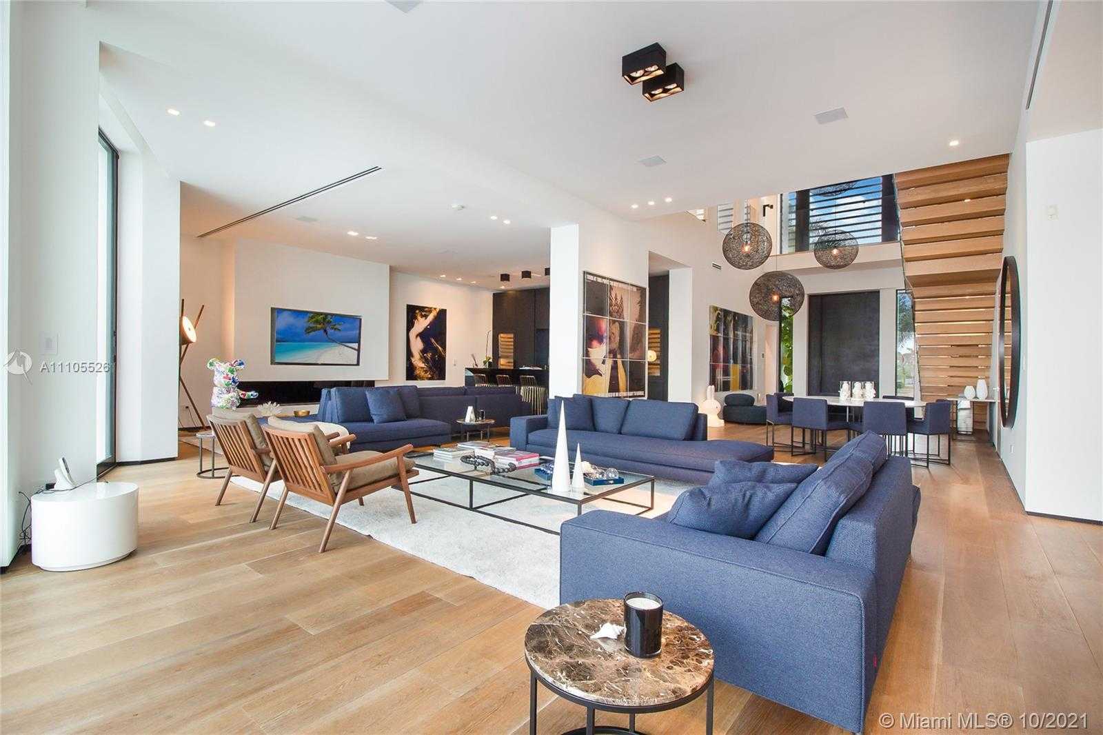 Small Image of 1374 SOUTH VENETIAN WAY, Miami Number 52