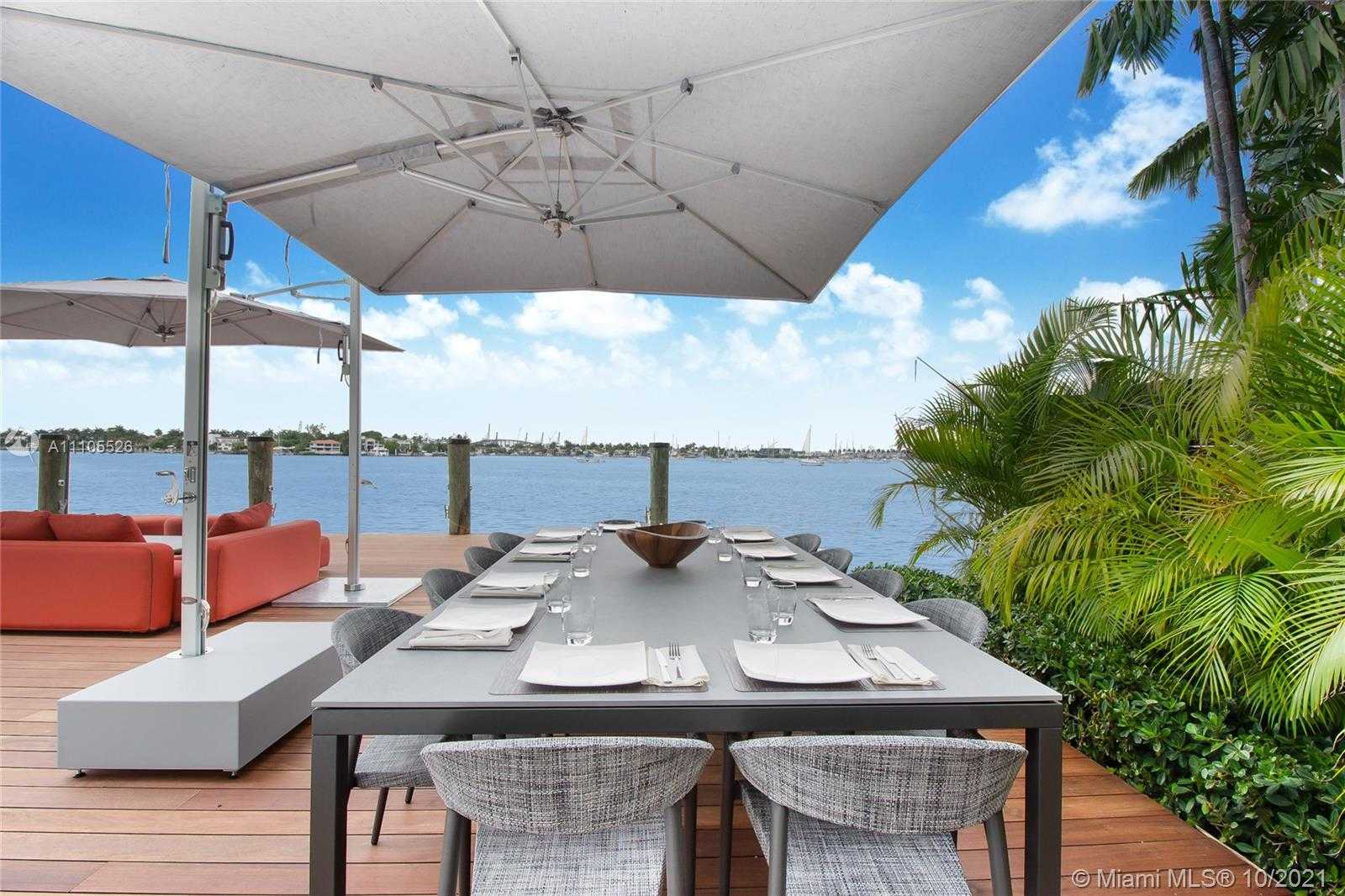 Small Image of 1374 SOUTH VENETIAN WAY, Miami Number 58