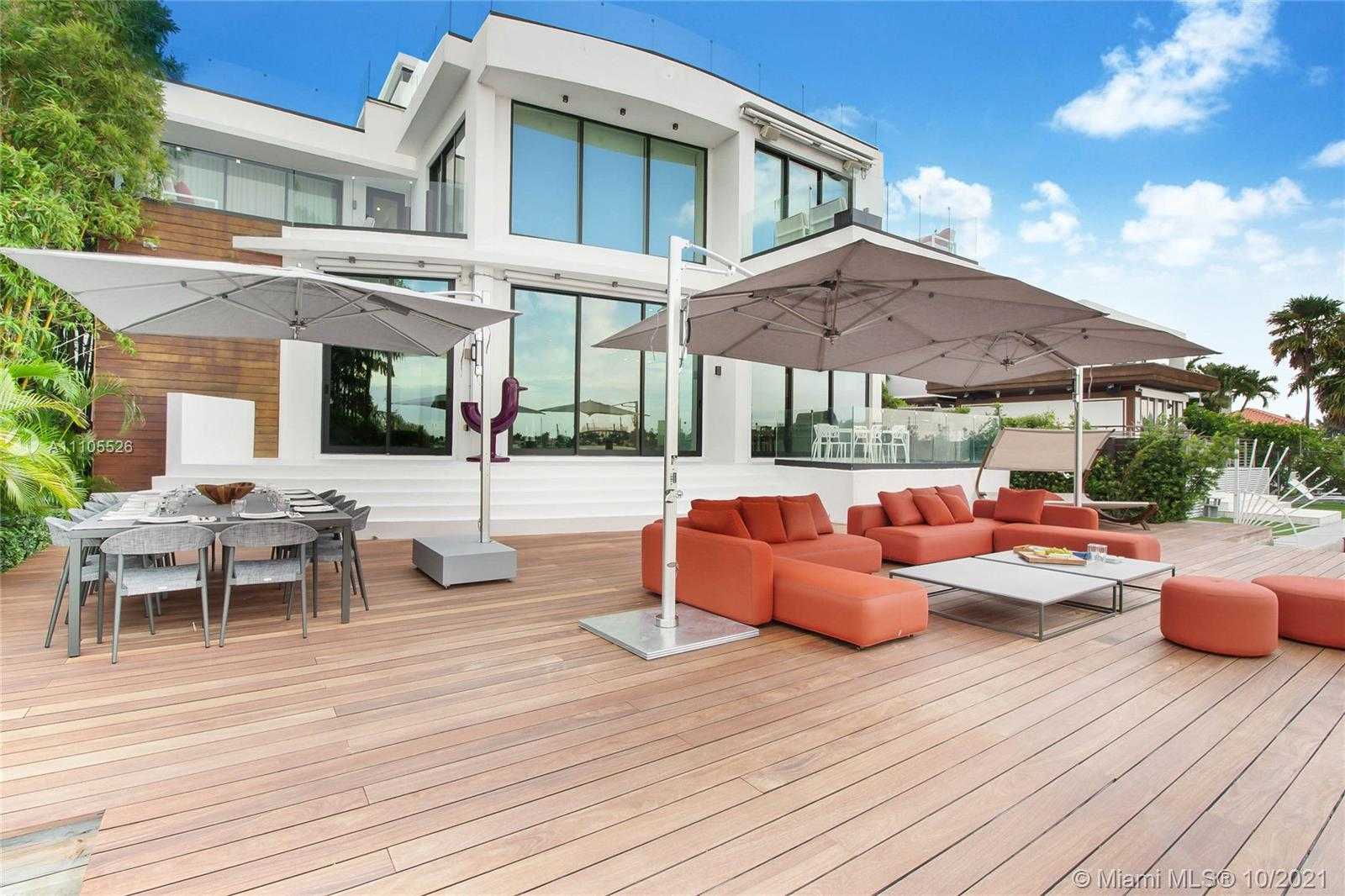 Small Image of 1374 SOUTH VENETIAN WAY, Miami Number 61