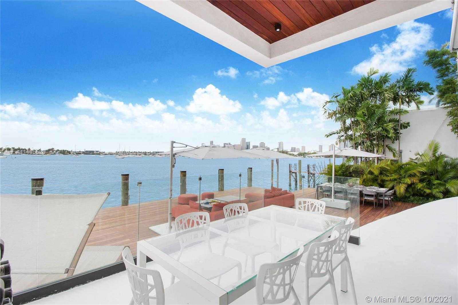Small Image of 1374 SOUTH VENETIAN WAY, Miami Number 64