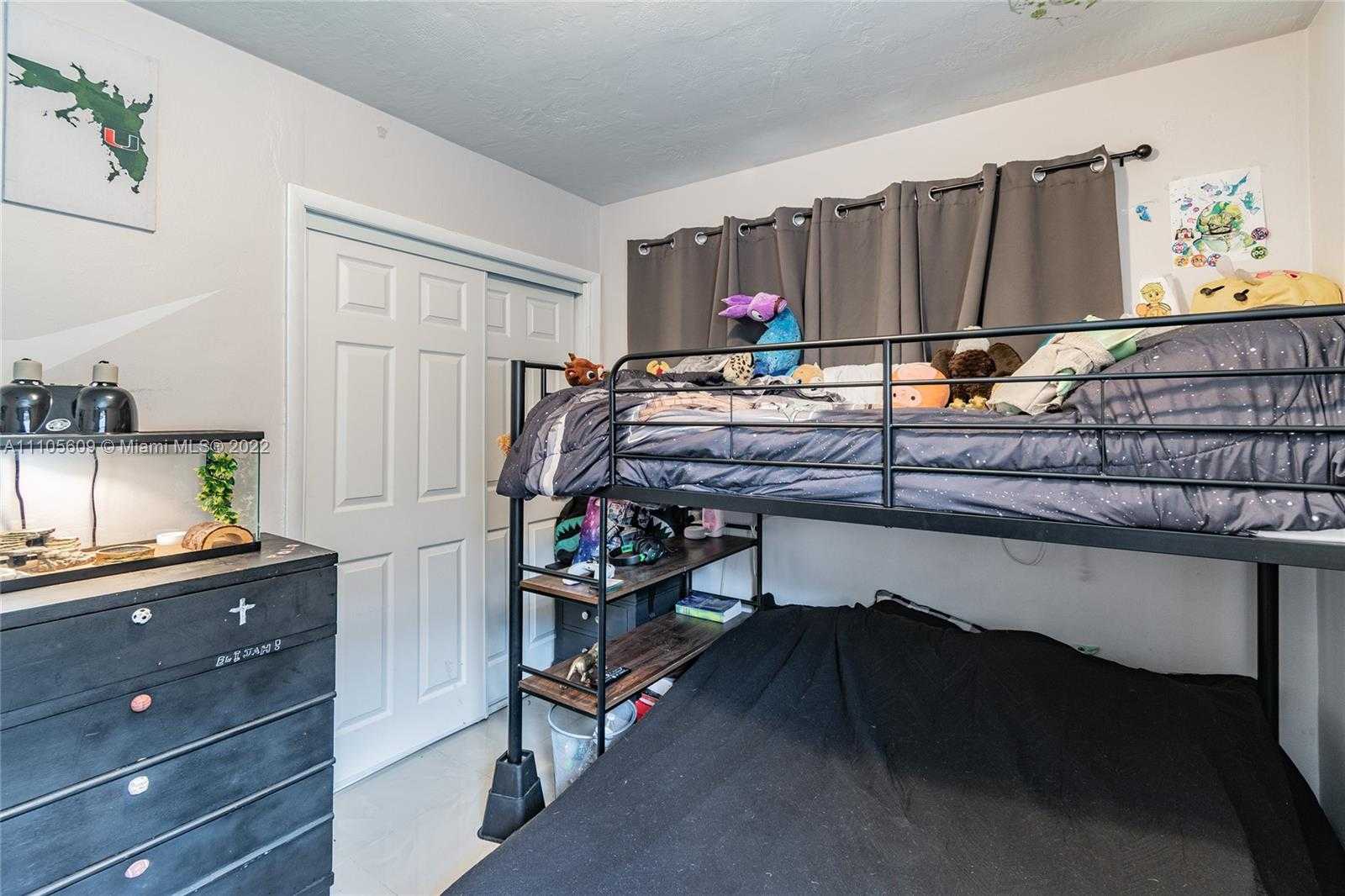Small Image of 1161 NORTH WEST 78TH AVE, Pembroke Pines Number 18