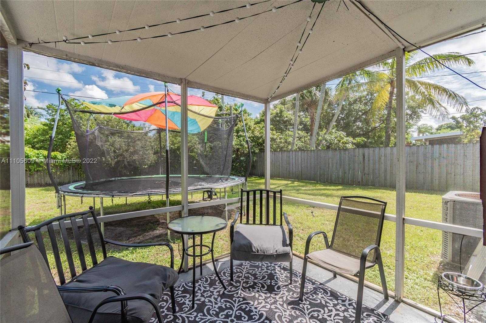 Small Image of 1161 NORTH WEST 78TH AVE, Pembroke Pines Number 19