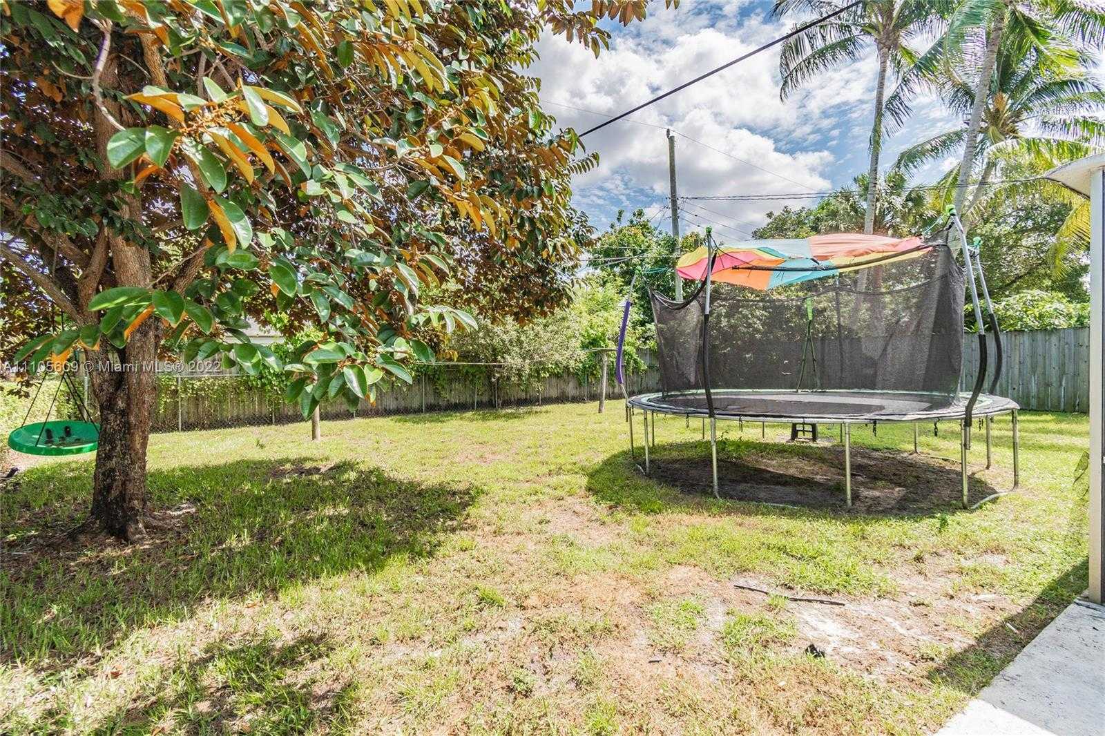 Small Image of 1161 NORTH WEST 78TH AVE, Pembroke Pines Number 22