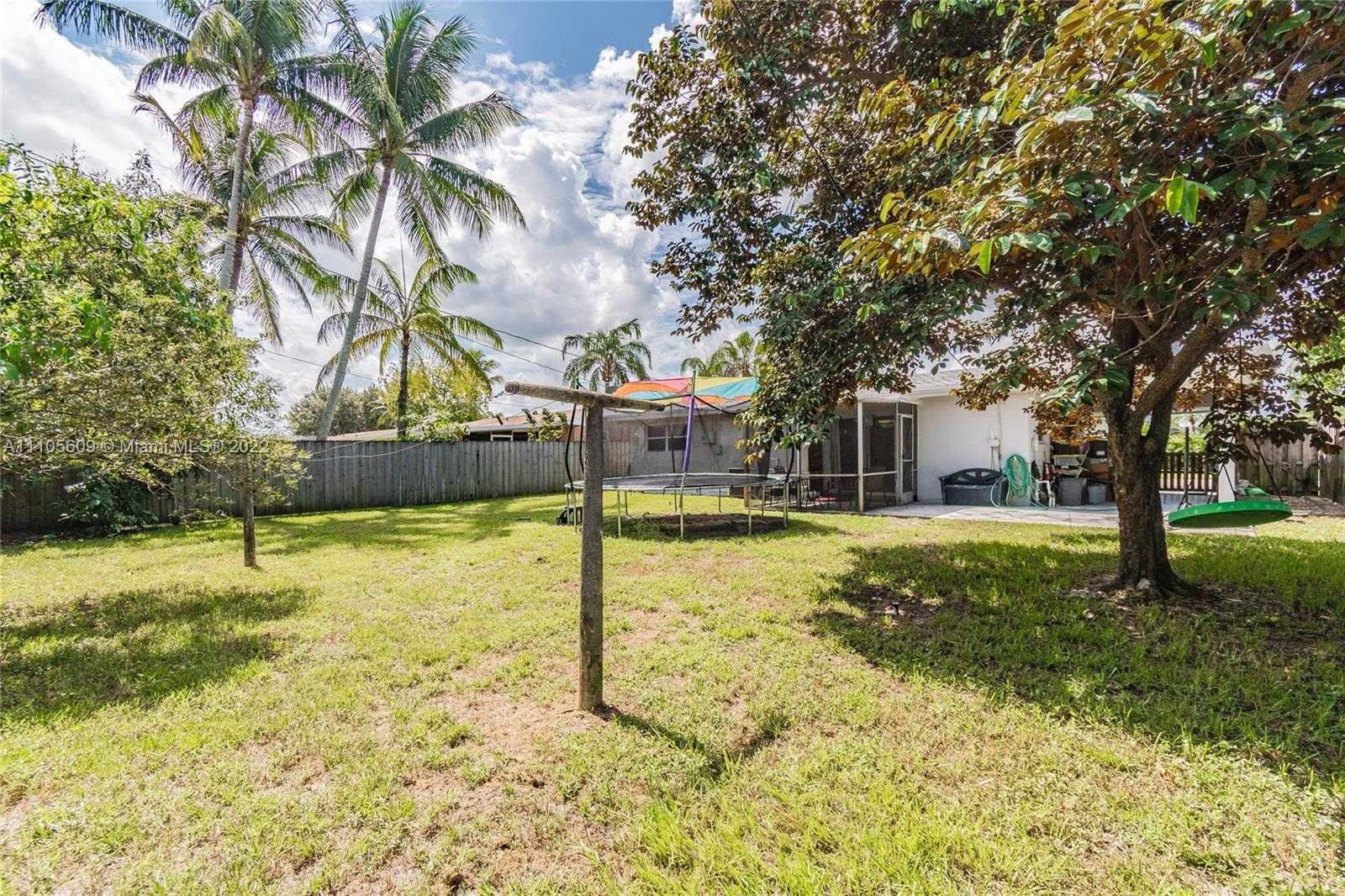 Small Image of 1161 NORTH WEST 78TH AVE, Pembroke Pines Number 23